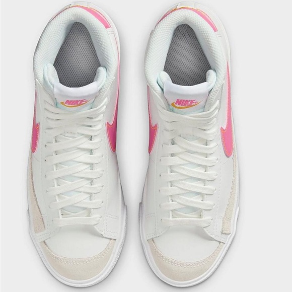 New GIRLS'' NIKE BLAZER MID '77 CASUAL SHOES 👟 - Picture 5 of 7